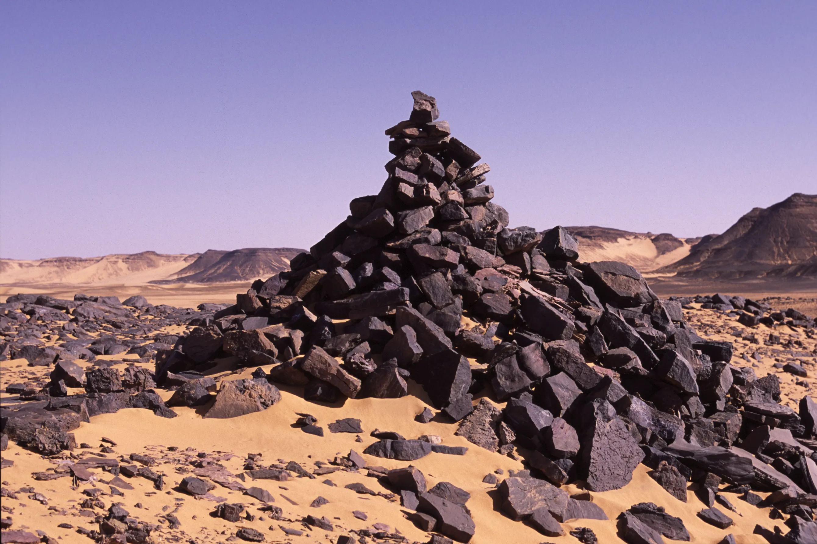 les cairns d'El Ouar