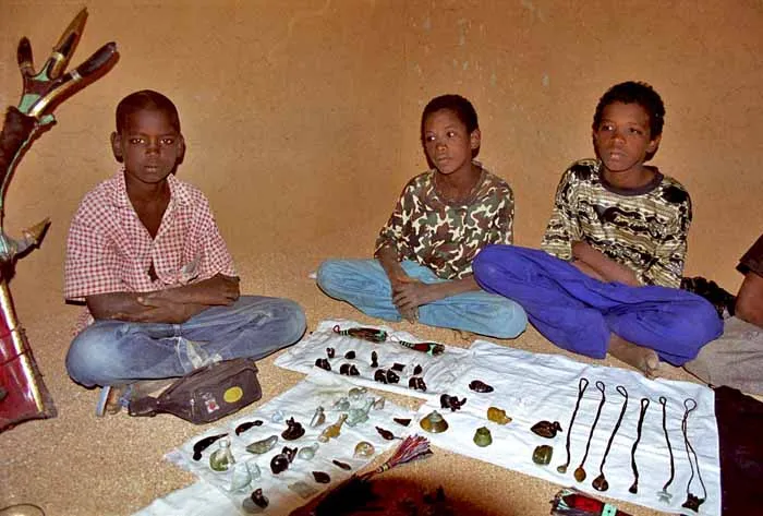 les gamins du centre artisanal