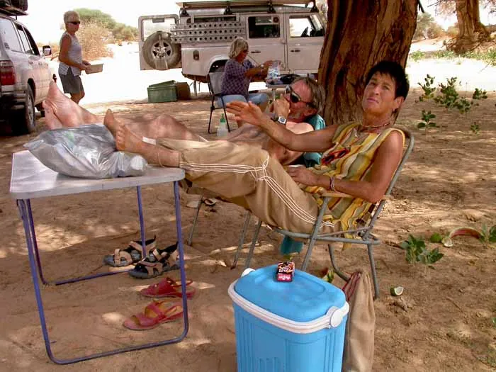 Sieste sous les acacias
