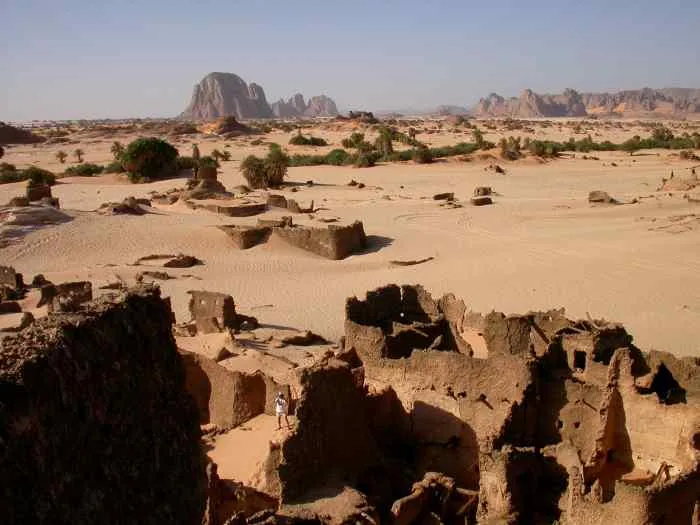 Djaba et au fond Ouarek