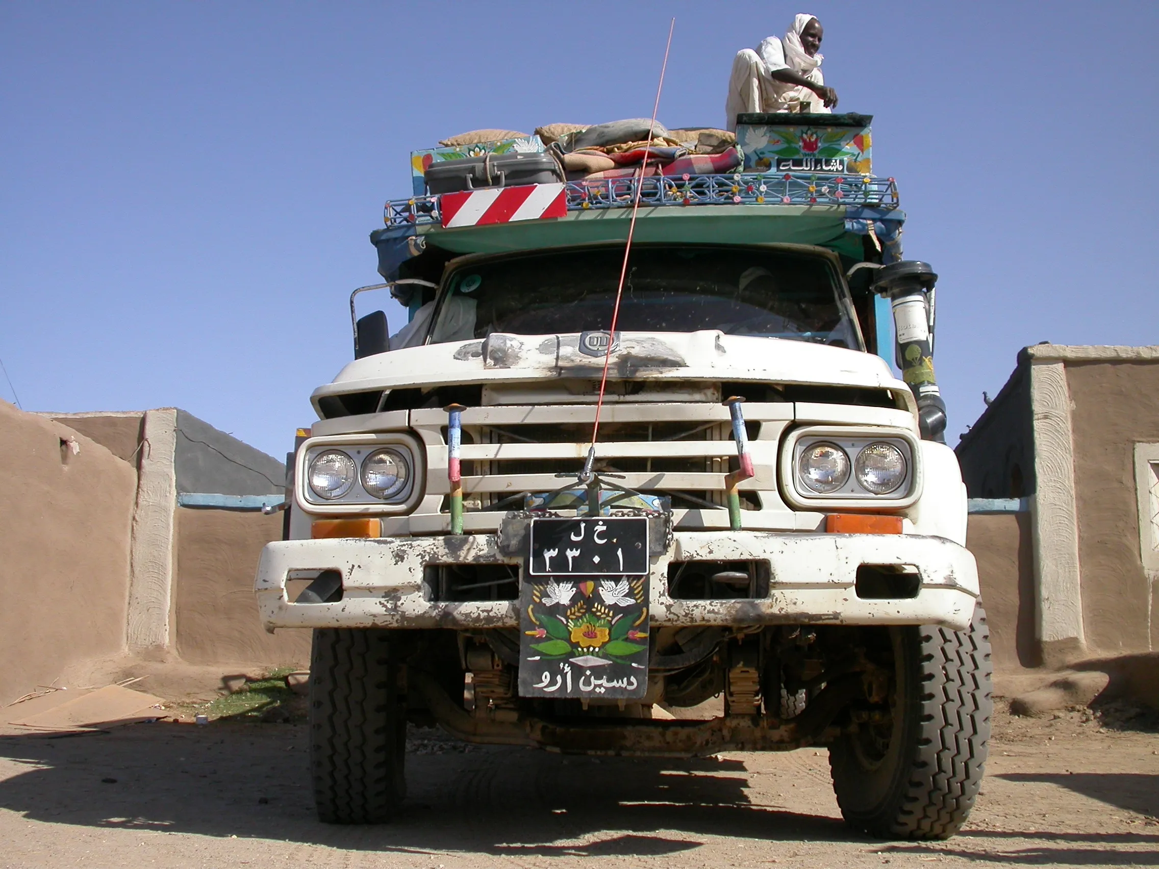camion décoré, haute Nubie, Soudan