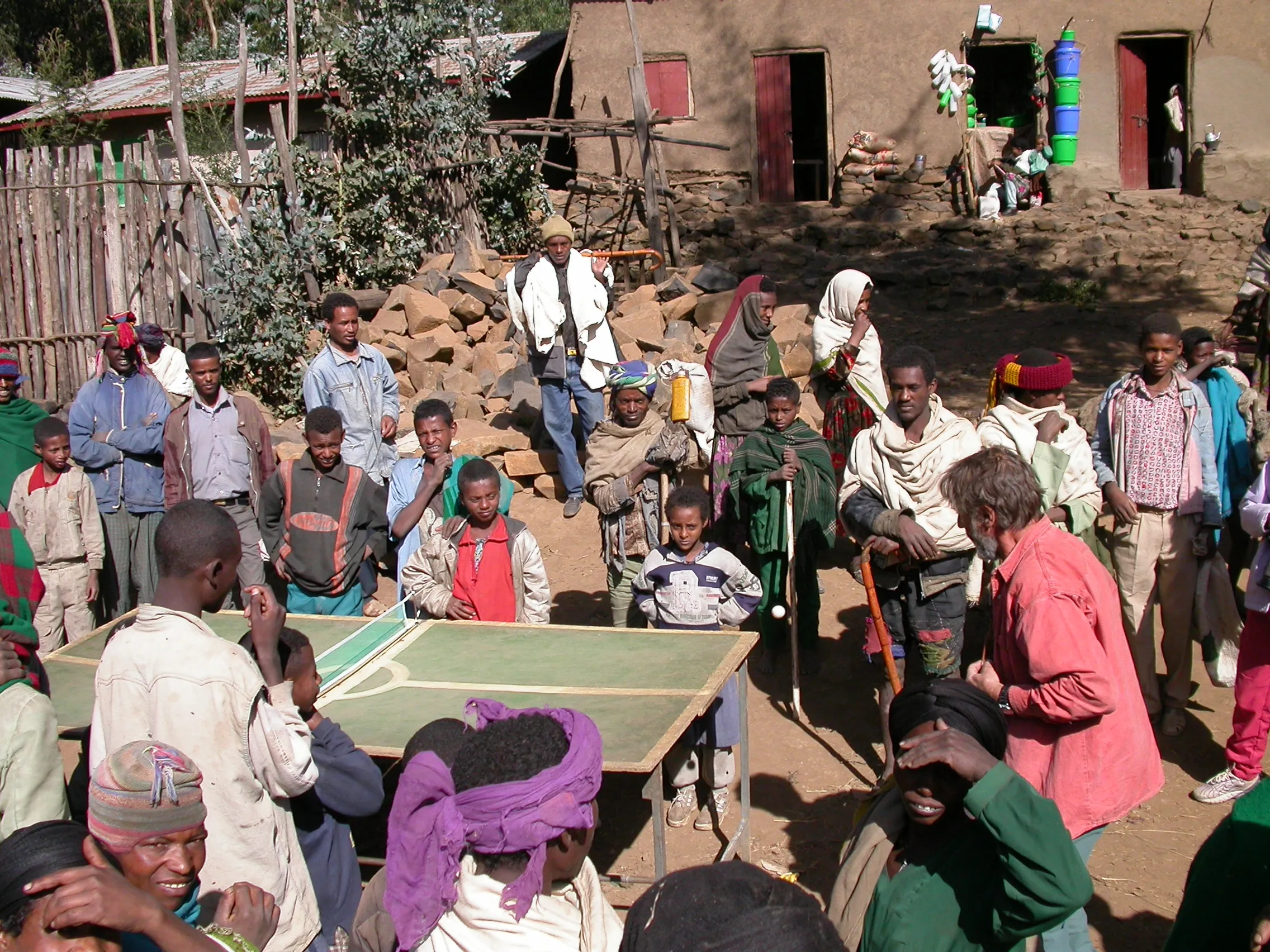 ping pong en bord de route, vers Mewch'a, Ethiopie