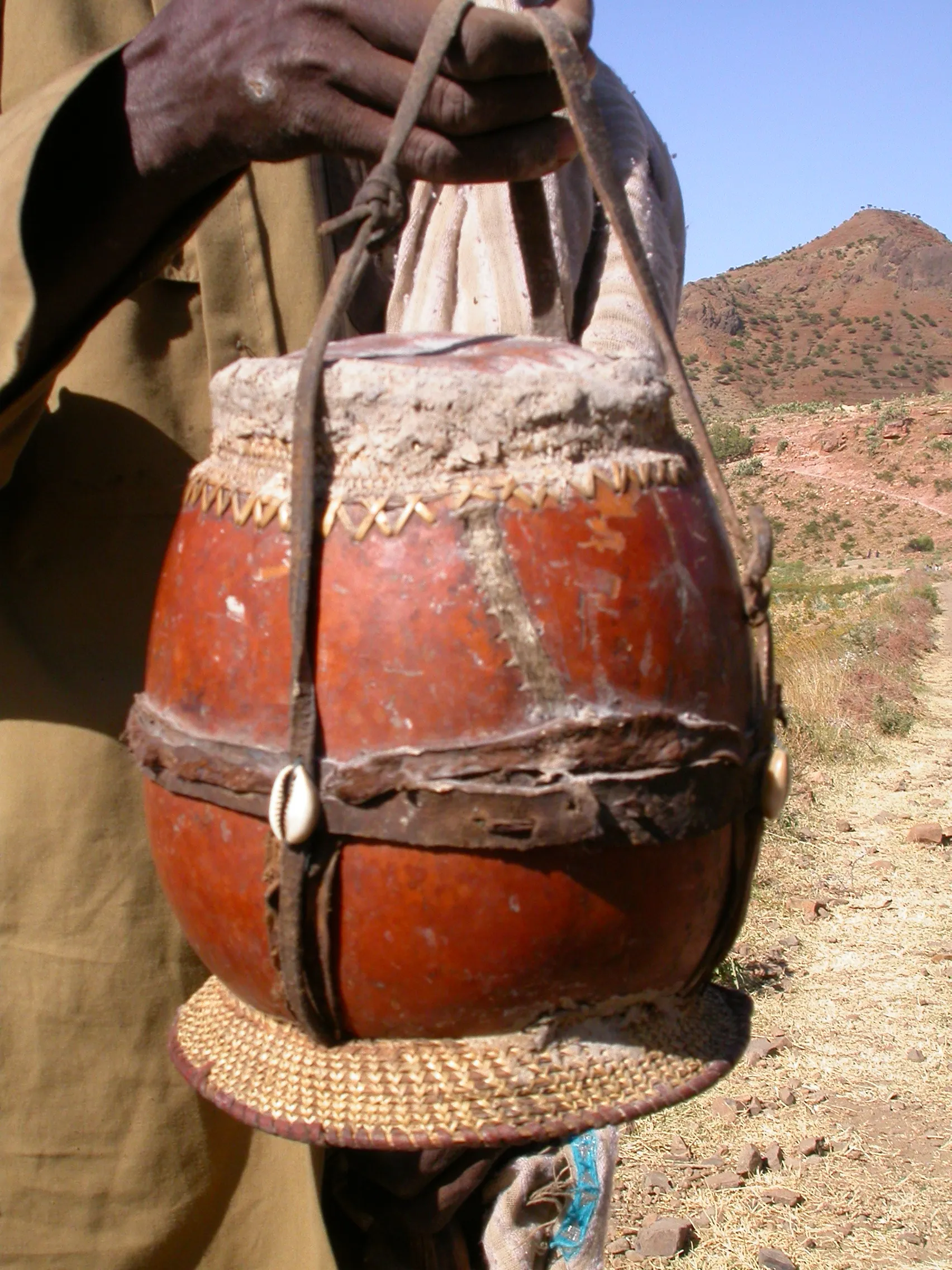 bidon à lait, vallée du Tirare Shet, Tigray, Ethiopie