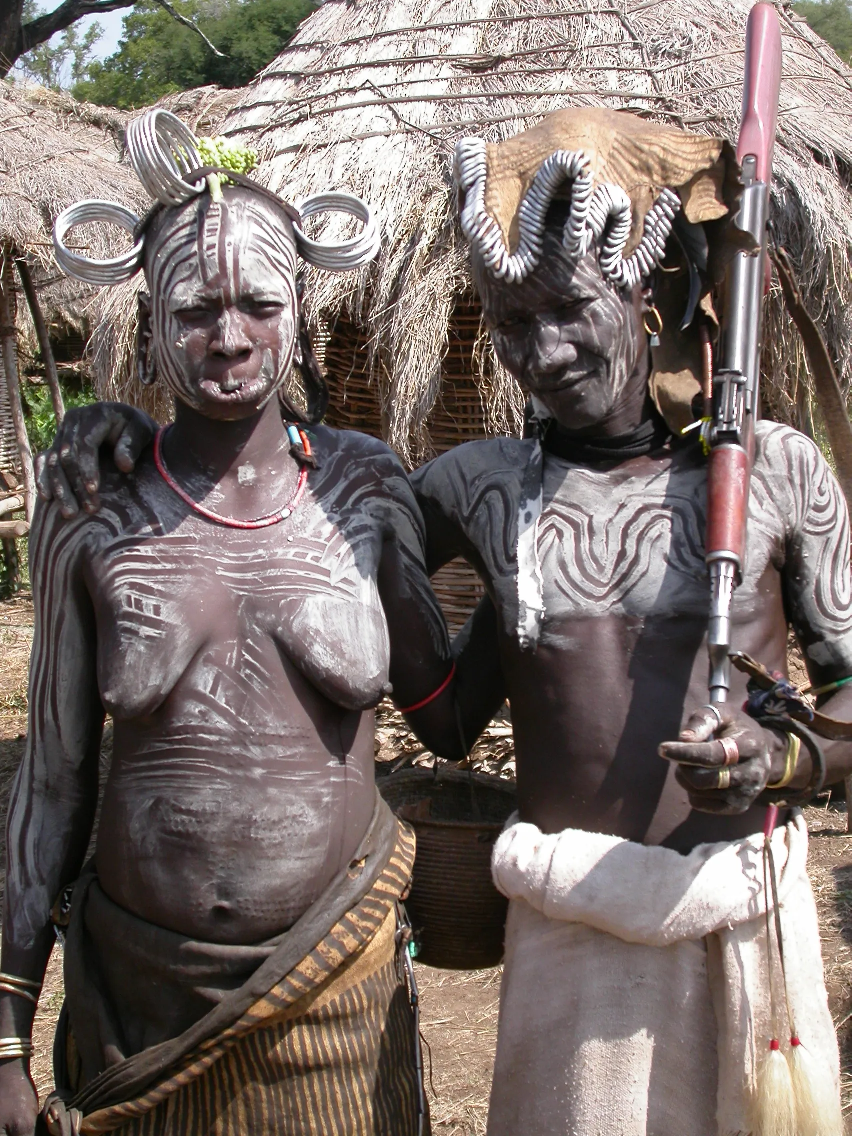 village Mursi, Omo River, Ethiopie