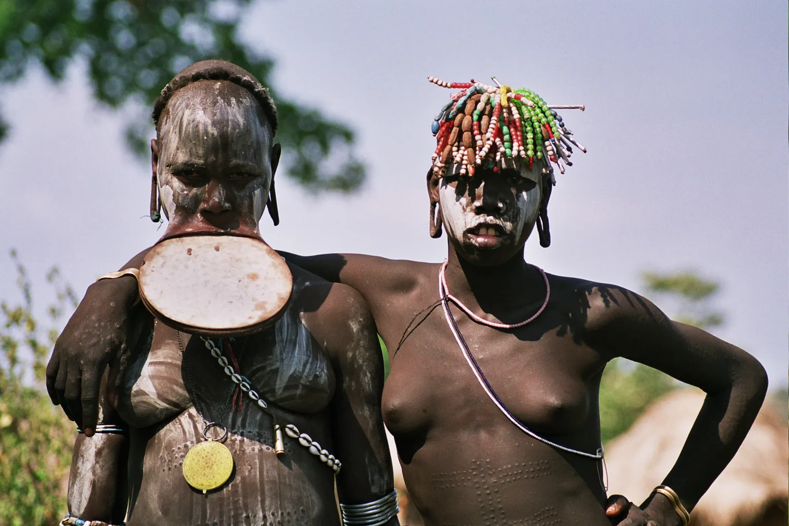 village Mursi, Omo River, Ethiopie