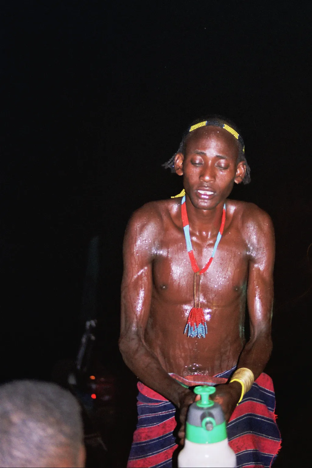bataille au brumisateur, Omo River, Ethiopie
