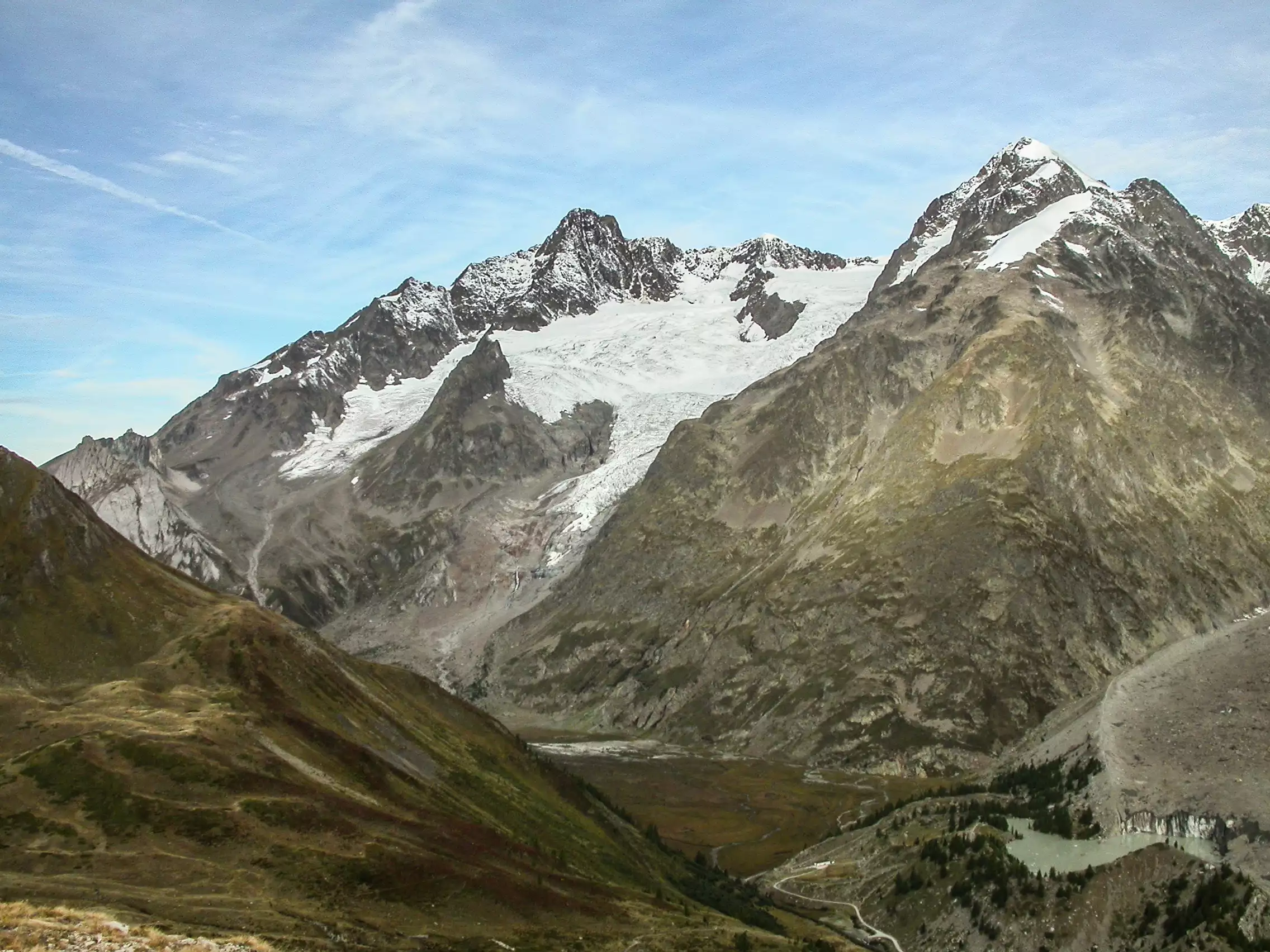 Aiguille des Glaciers et de Tré-La-Tête